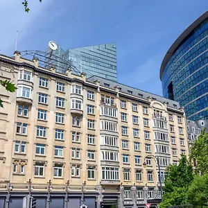 4* מלון Doubletree By Hilton Brussels